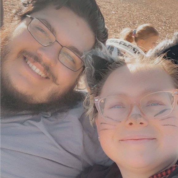 Meet your Posher, Heather - Picture 3 of 9